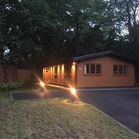 Shellow Lane Lodges Congleton Ngoại thất bức ảnh